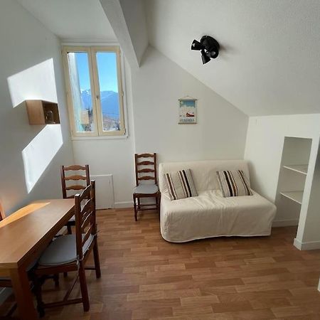 Appartement T2 Bagneres-de-Luchon ภายนอก รูปภาพ